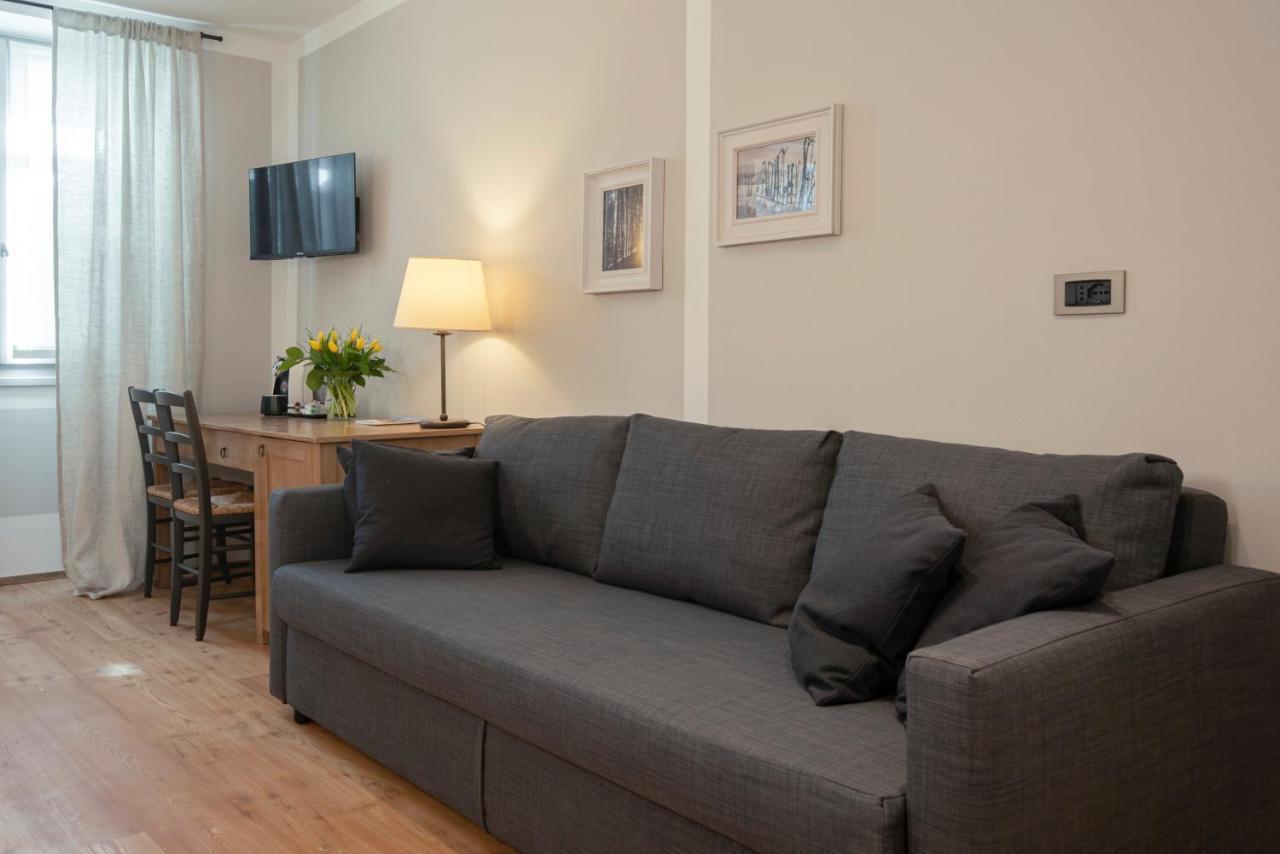 La Canonica Suite Apartments New Location Trento Exterior photo