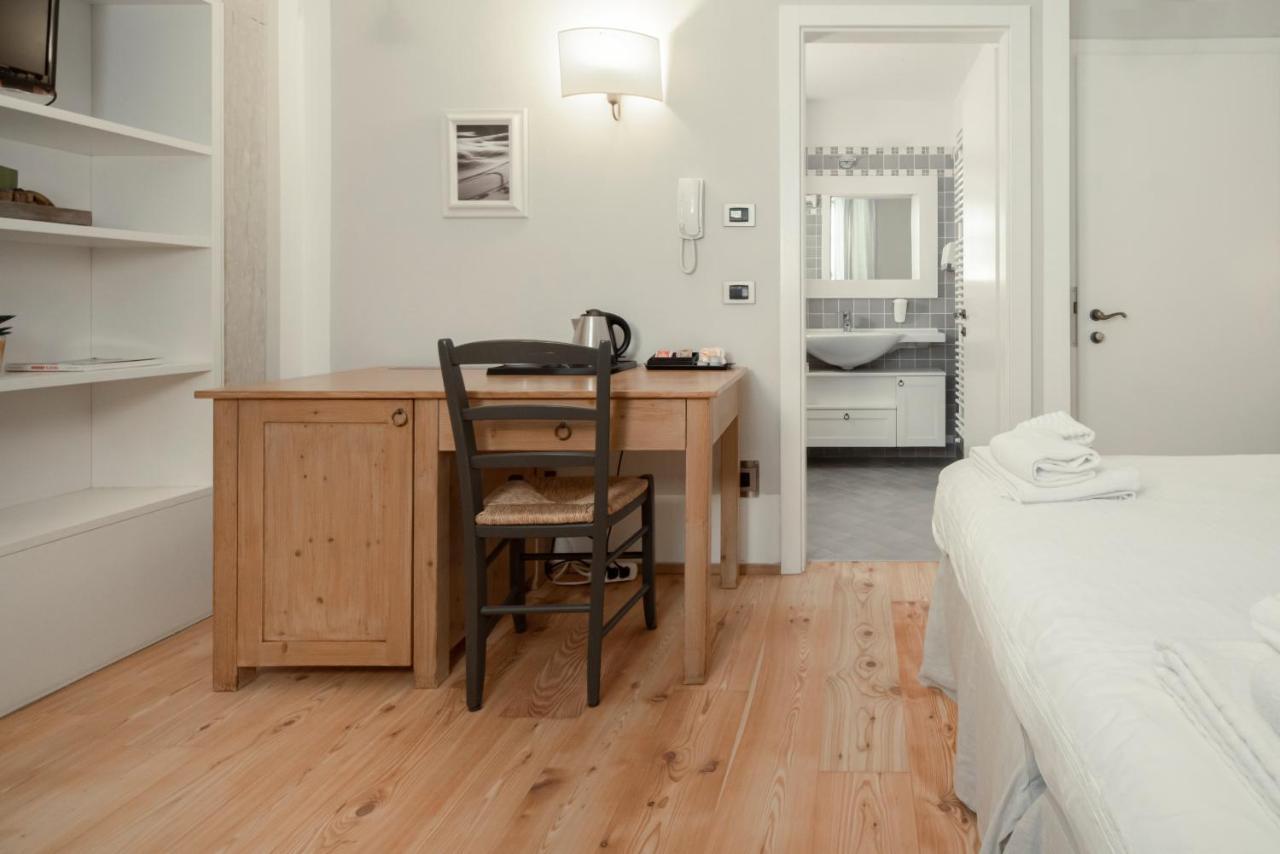 La Canonica Suite Apartments New Location Trento Exterior photo