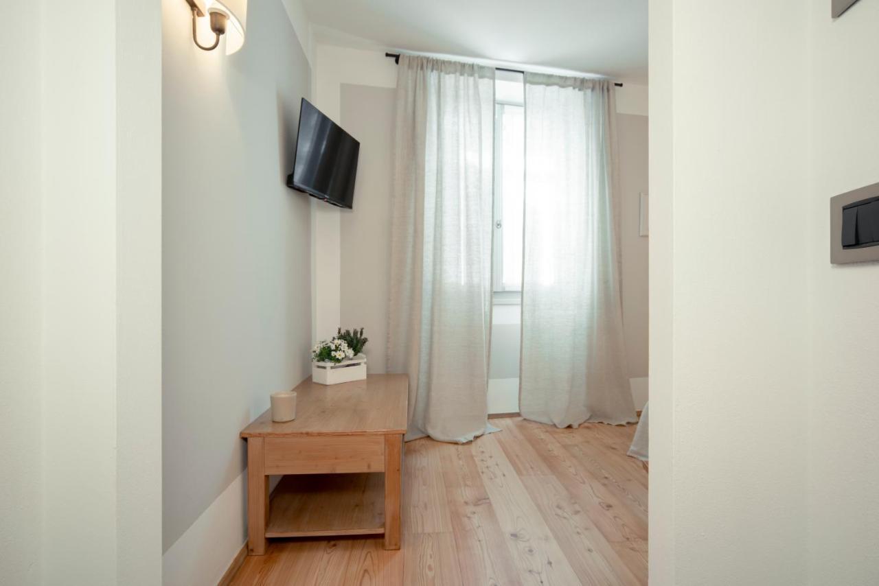 La Canonica Suite Apartments New Location Trento Exterior photo